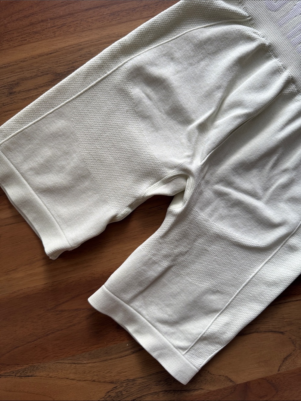 Gymshark Pale Green High-Waist Biker Shorts - Picture 2 of 5
